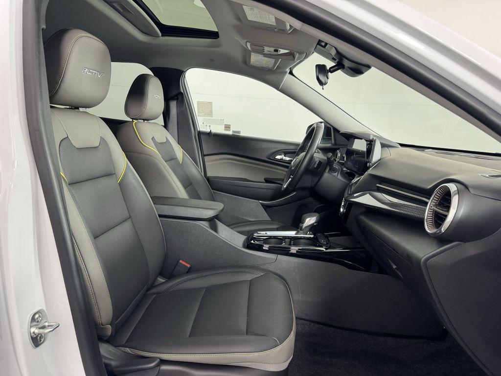 used 2025 Chevrolet Trax car, priced at $24,250