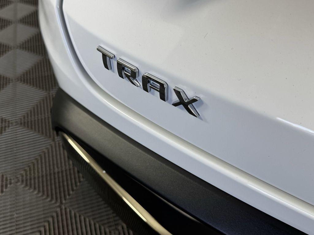 used 2025 Chevrolet Trax car, priced at $24,250