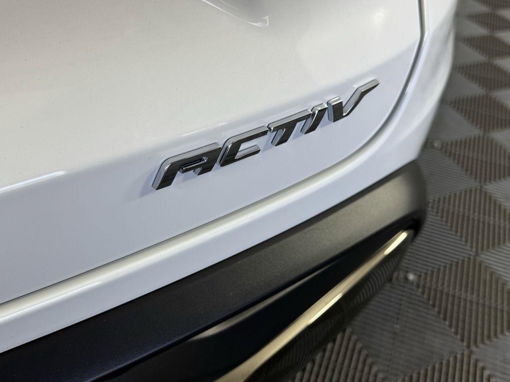 used 2025 Chevrolet Trax car, priced at $24,250