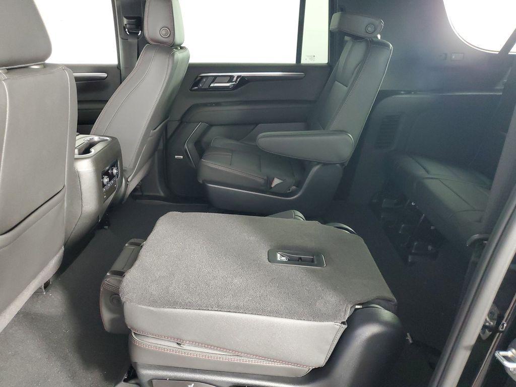 new 2026 Chevrolet Suburban car, priced at $77,220