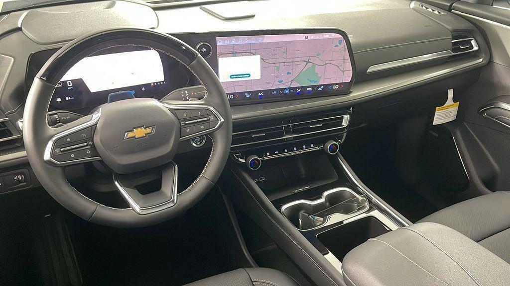 new 2025 Chevrolet Traverse car, priced at $47,877