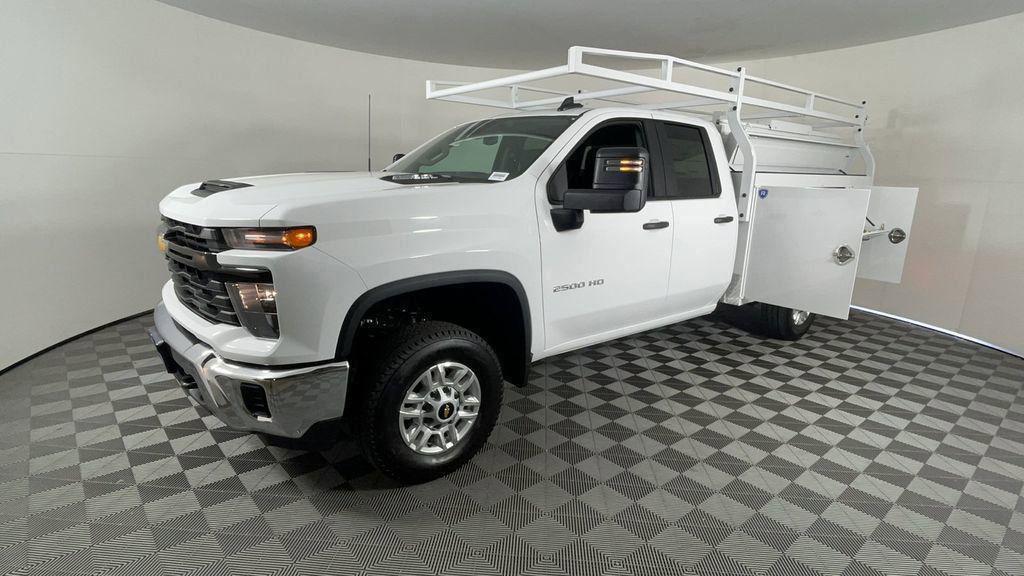 new 2025 Chevrolet Silverado 2500 car, priced at $70,495