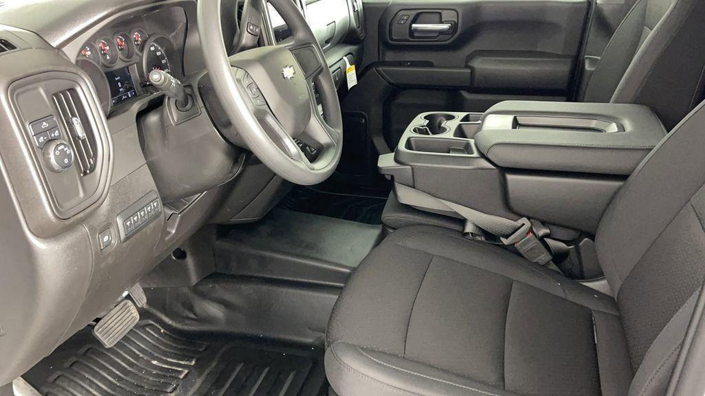 new 2025 Chevrolet Silverado 2500 car, priced at $70,495