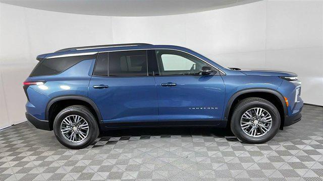 new 2025 Chevrolet Traverse car, priced at $42,095