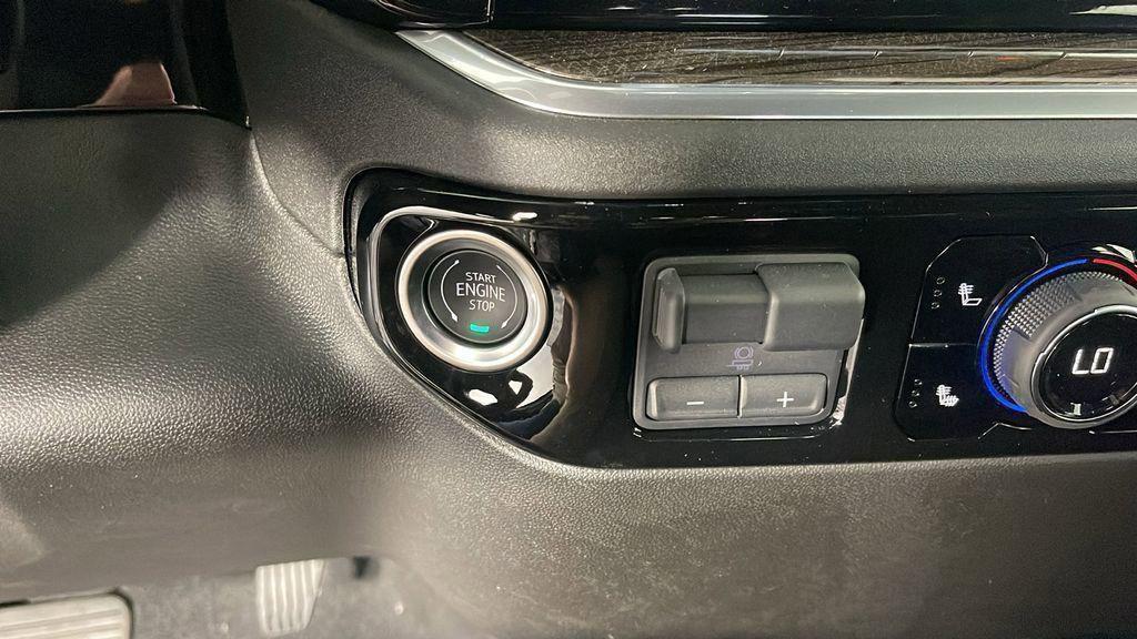 new 2025 Chevrolet Silverado 1500 car, priced at $51,995