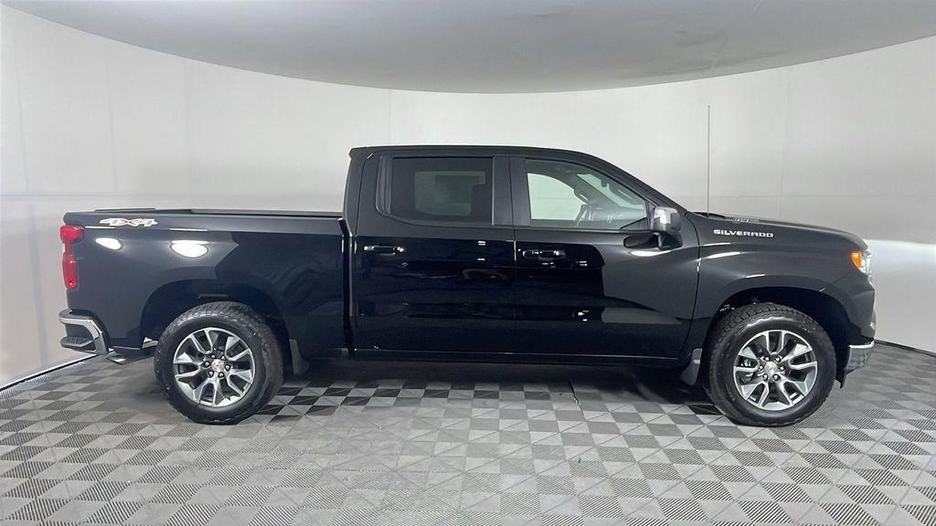 new 2025 Chevrolet Silverado 1500 car, priced at $51,995