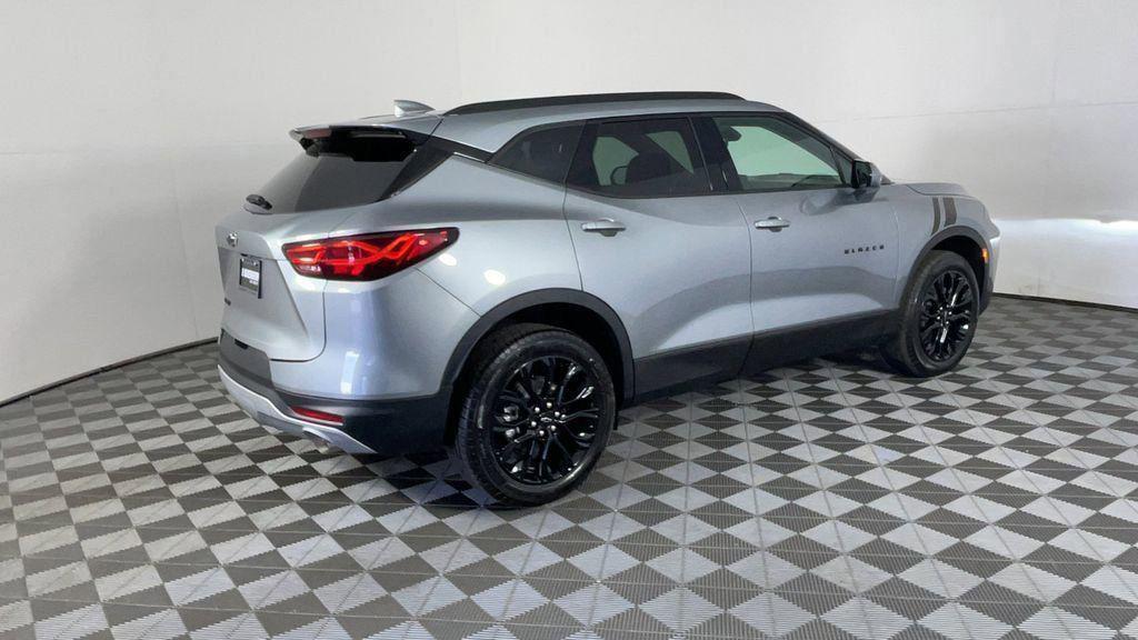 new 2025 Chevrolet Blazer car, priced at $38,552