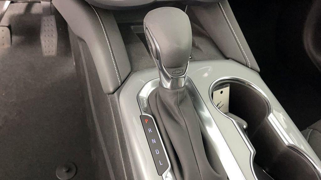 new 2025 Chevrolet Blazer car, priced at $38,552