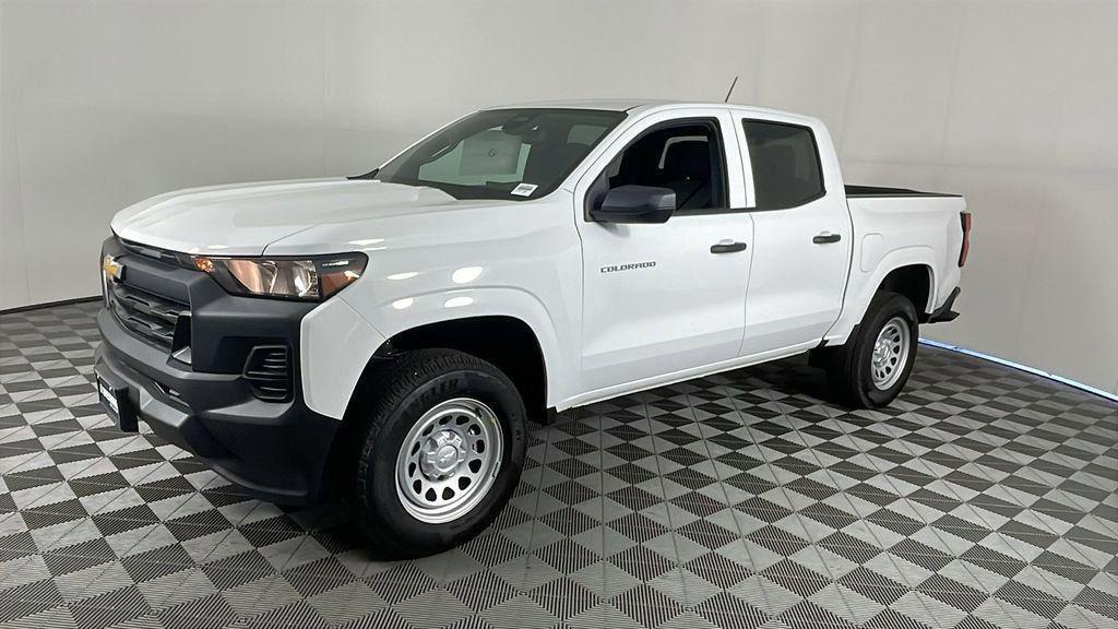 new 2025 Chevrolet Colorado car, priced at $33,695