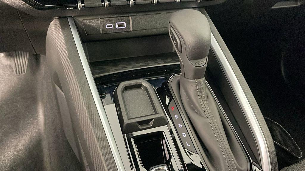 new 2025 Chevrolet Colorado car, priced at $33,695