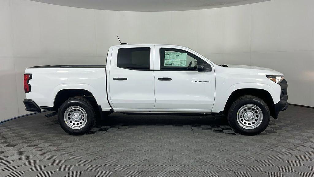 new 2025 Chevrolet Colorado car, priced at $33,695