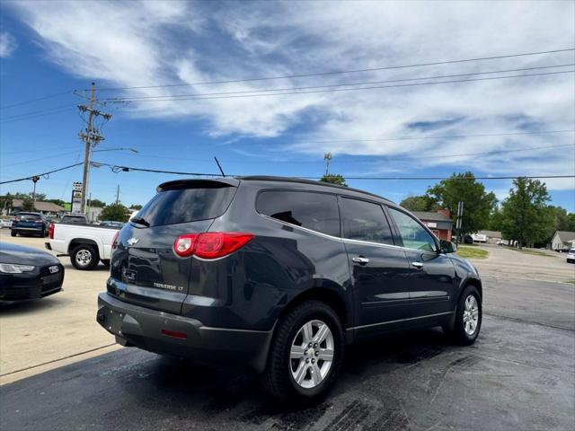 used 2010 Chevrolet Traverse car, priced at $7,988