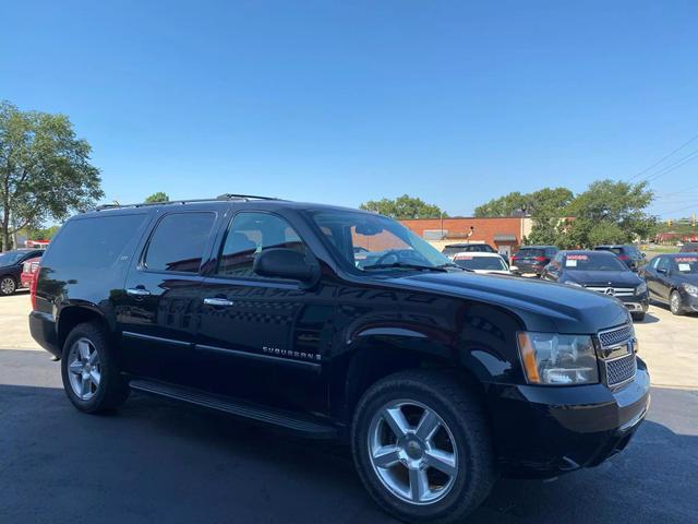 used 2008 Chevrolet Suburban car, priced at $9,000