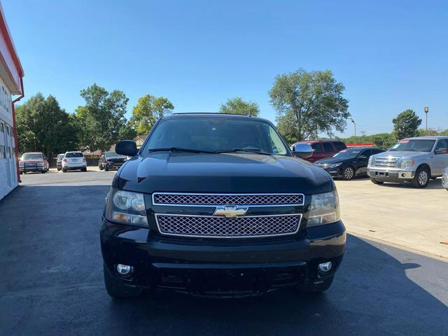 used 2008 Chevrolet Suburban car, priced at $9,000