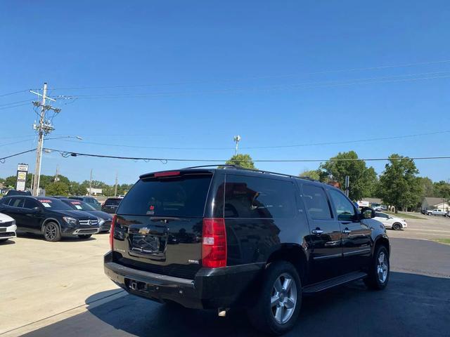 used 2008 Chevrolet Suburban car, priced at $9,000