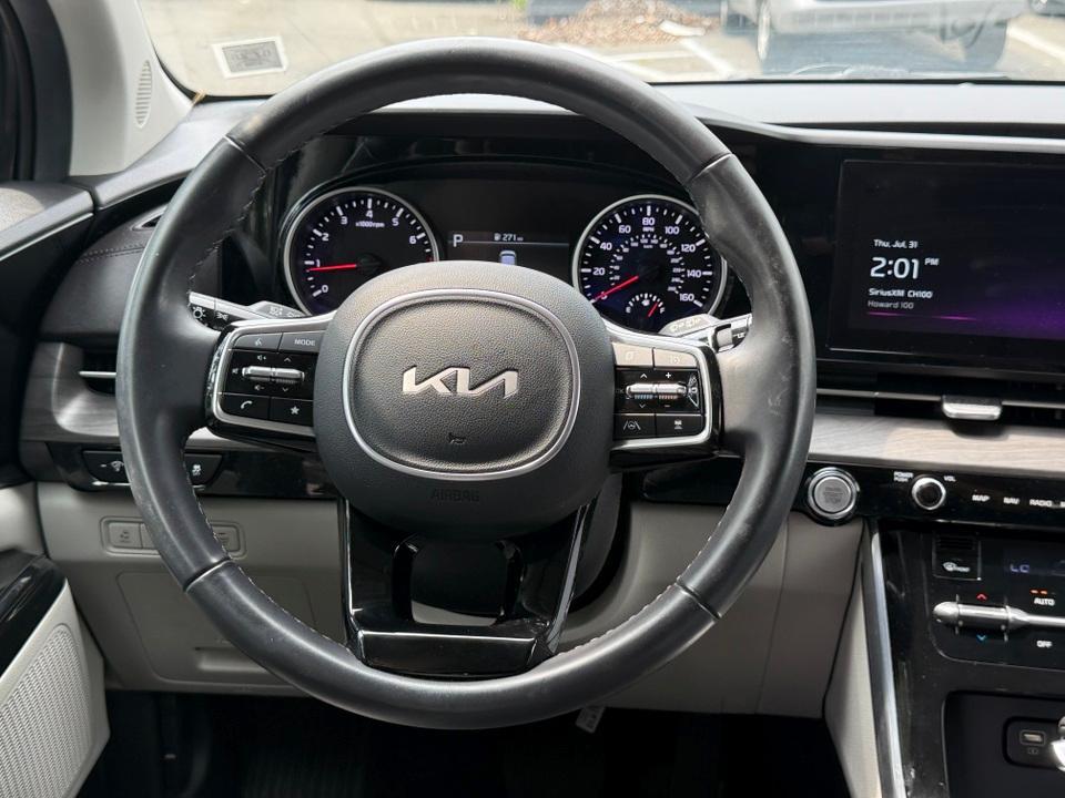 used 2023 Kia Carnival car, priced at $34,685