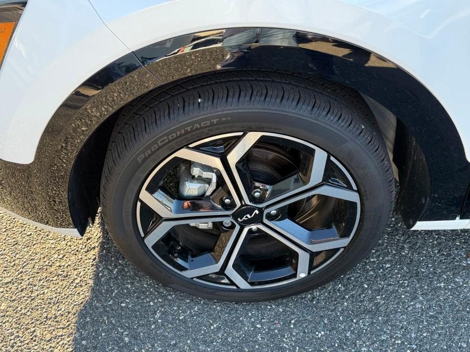 used 2024 Kia Niro car, priced at $23,934