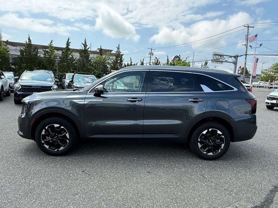 used 2025 Kia Sorento car, priced at $35,561