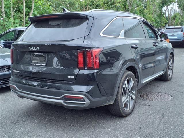 used 2023 Kia Sorento Hybrid car, priced at $31,910