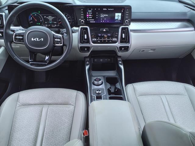 used 2023 Kia Sorento Hybrid car, priced at $31,910