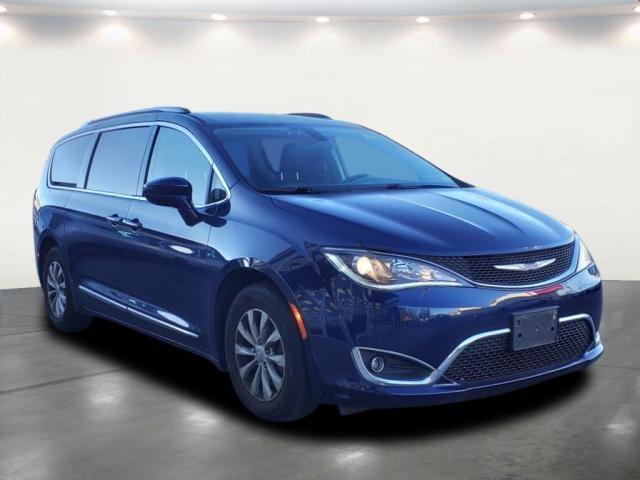 used 2018 Chrysler Pacifica car, priced at $17,252