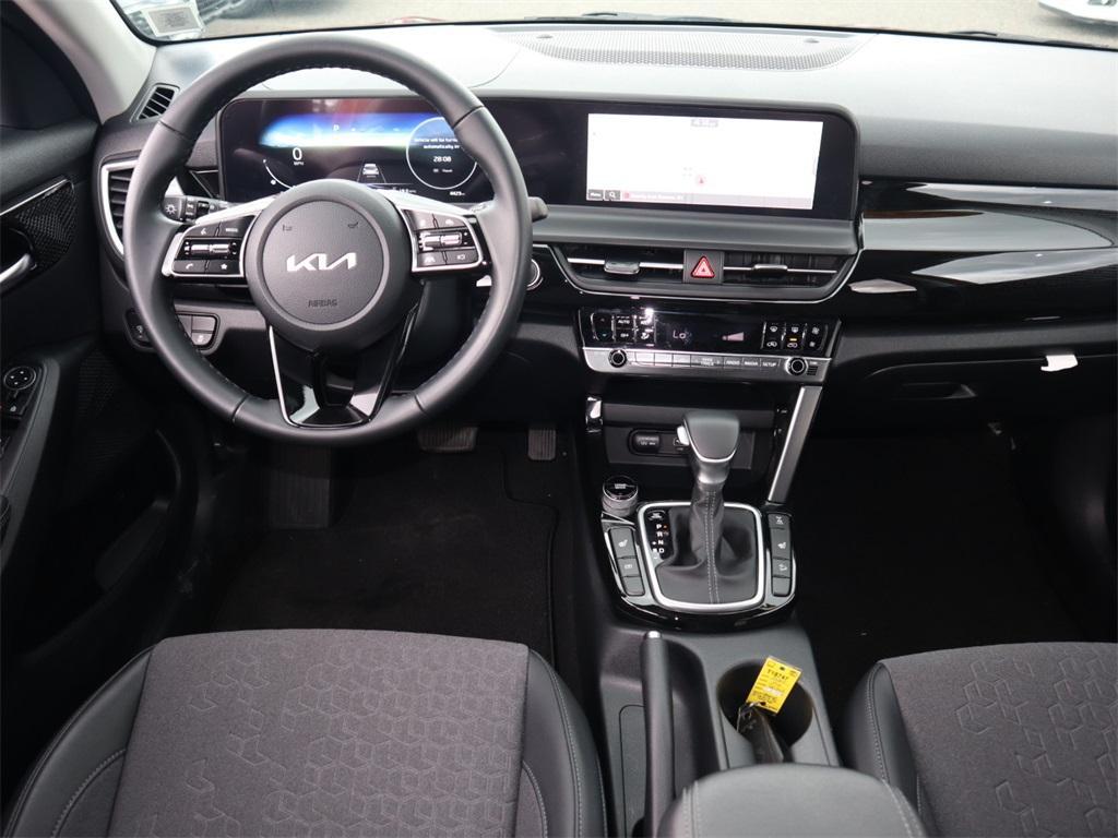 used 2024 Kia Seltos car, priced at $27,053