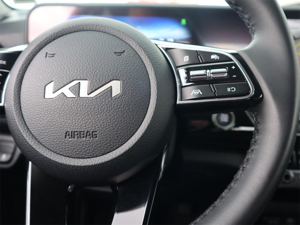 used 2024 Kia Seltos car, priced at $27,053