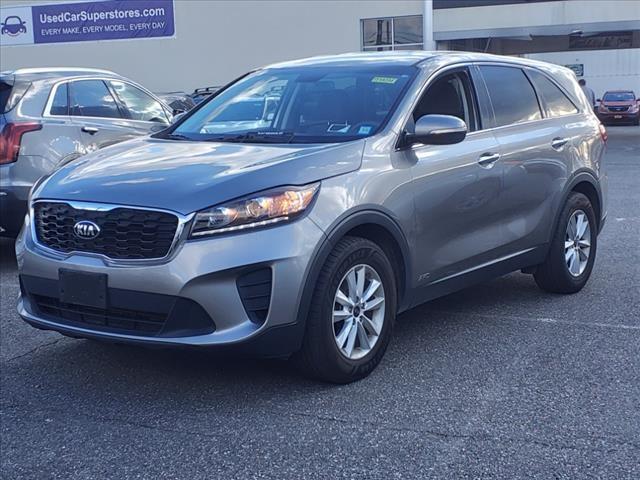 used 2019 Kia Sorento car, priced at $17,137