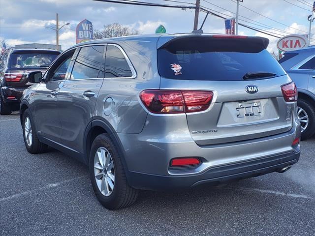 used 2019 Kia Sorento car, priced at $17,137