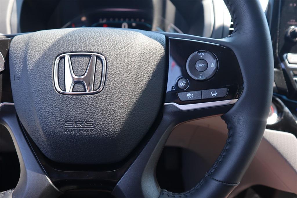 used 2024 Honda Odyssey car, priced at $43,848