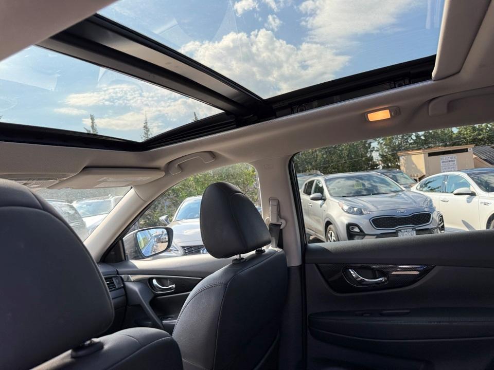 used 2019 Nissan Rogue car, priced at $18,109