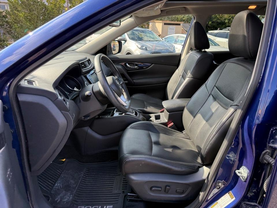 used 2019 Nissan Rogue car, priced at $18,109
