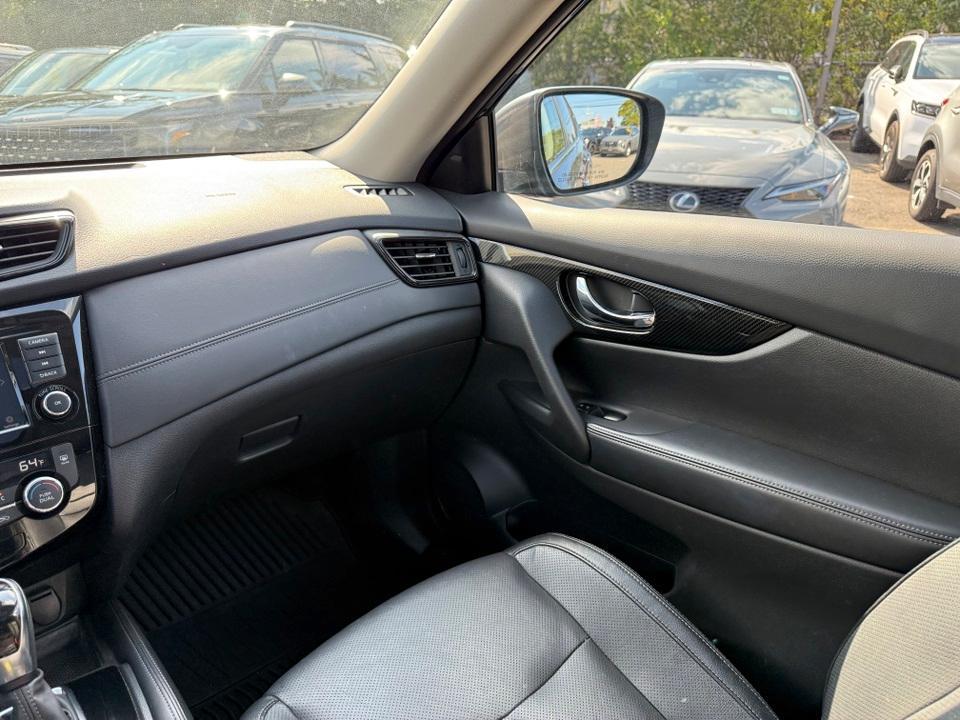 used 2019 Nissan Rogue car, priced at $18,109