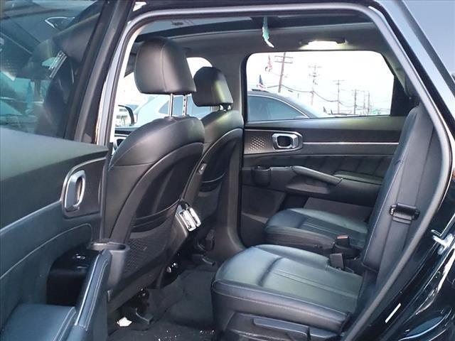 used 2022 Kia Sorento car, priced at $29,059