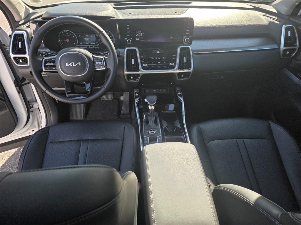 used 2022 Kia Sorento car, priced at $30,379