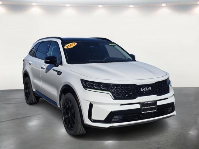 used 2022 Kia Sorento car, priced at $30,379