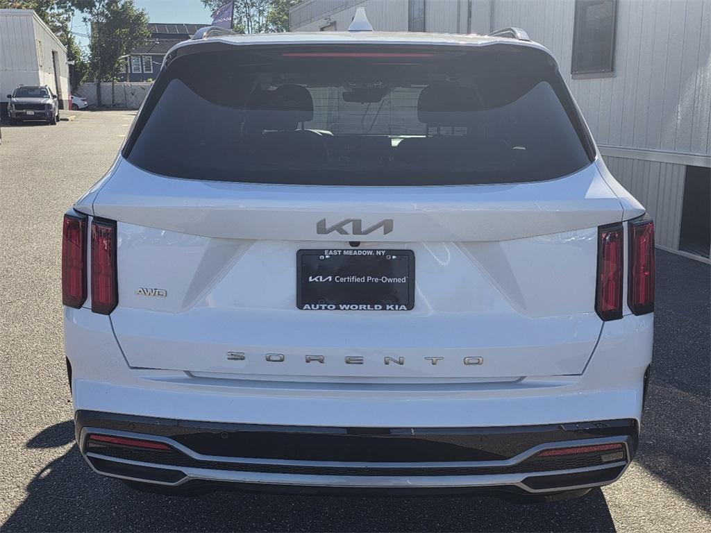 used 2022 Kia Sorento car, priced at $30,379