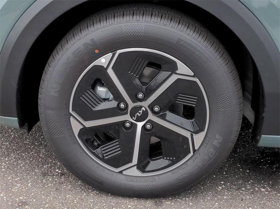 new 2023 Kia Niro Plug-In Hybrid car, priced at $36,060