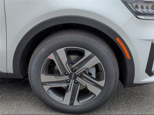 used 2023 Kia Sorento Hybrid car, priced at $32,348