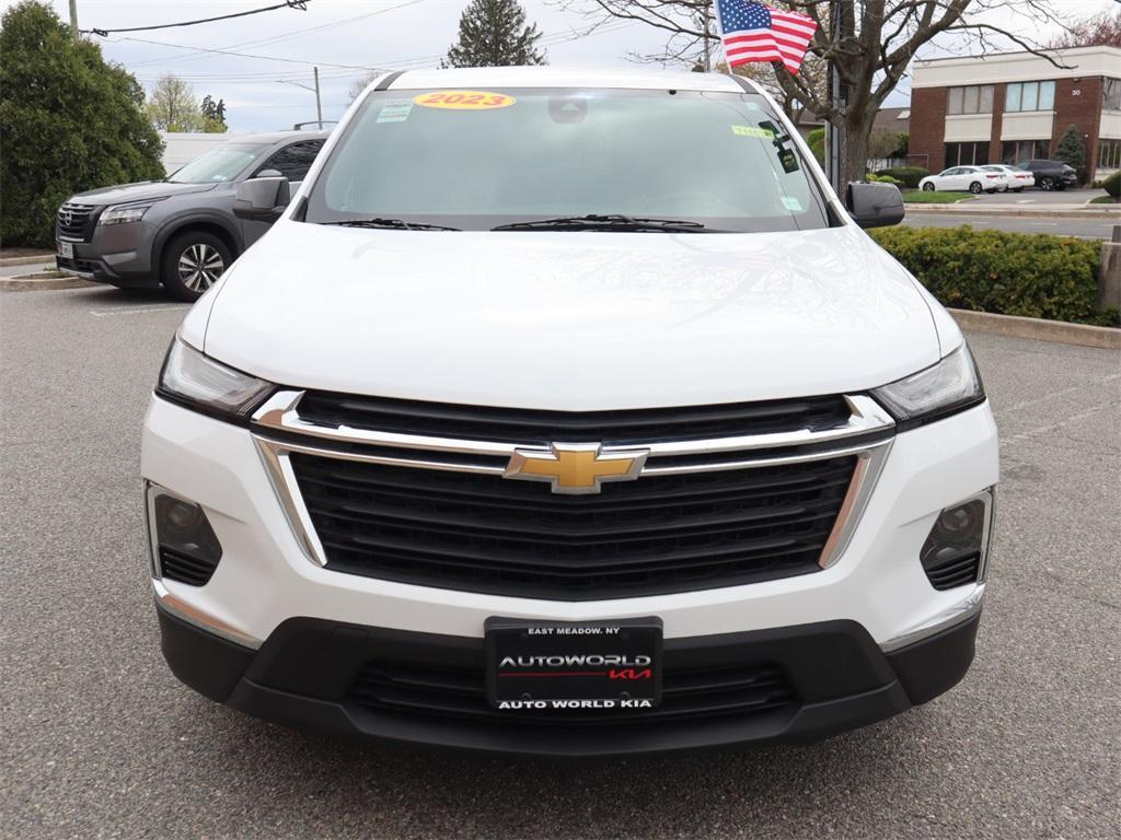 used 2023 Chevrolet Traverse car, priced at $27,877