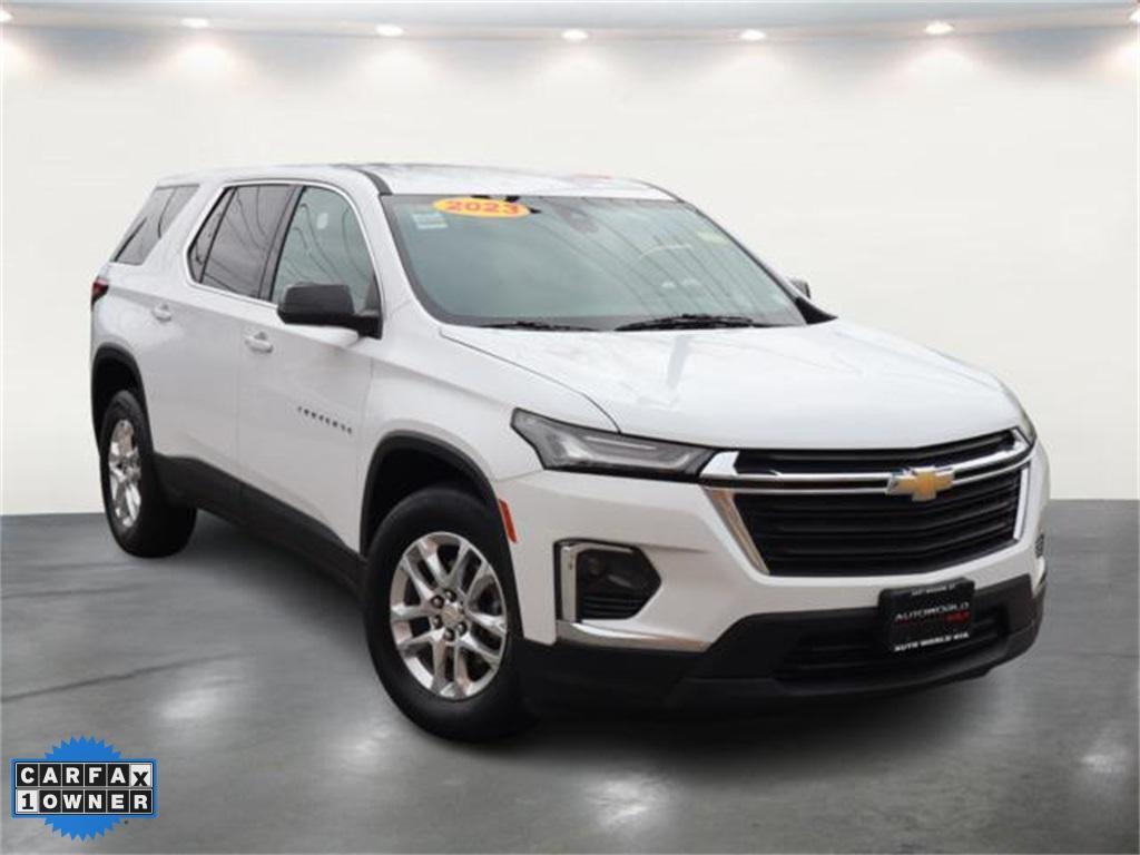 used 2023 Chevrolet Traverse car, priced at $27,877