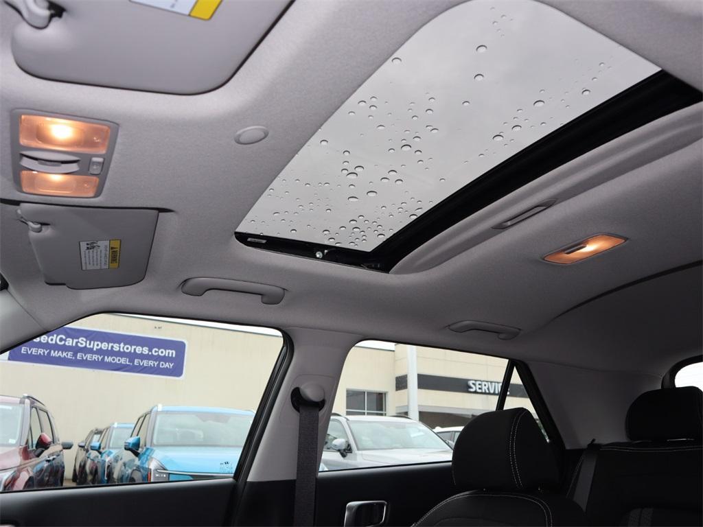 used 2024 Hyundai Venue car, priced at $18,948