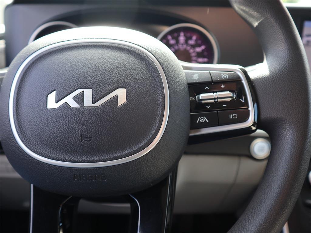 used 2022 Kia Carnival car, priced at $28,822