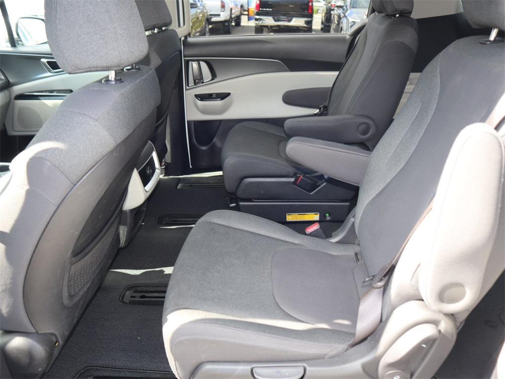 used 2022 Kia Carnival car, priced at $28,822