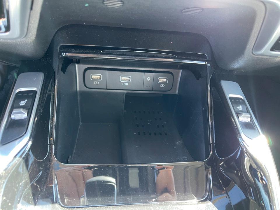used 2022 Kia Sorento car, priced at $29,761