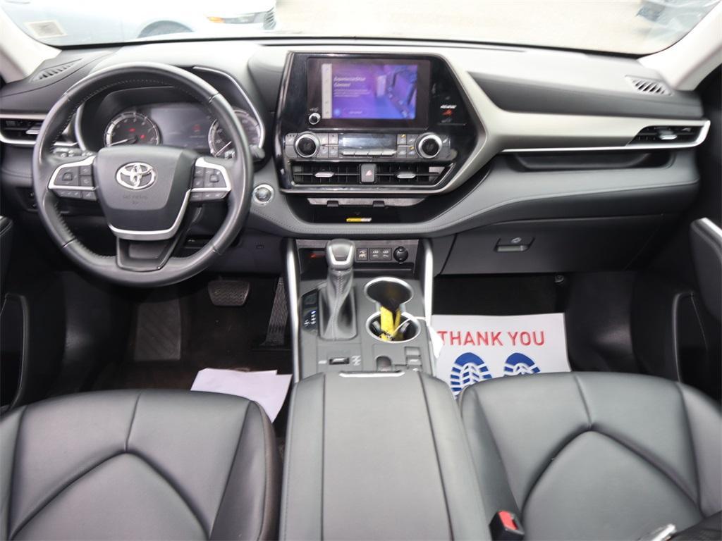 used 2023 Toyota Highlander car, priced at $29,422