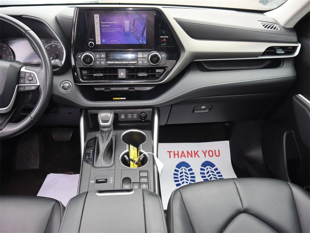 used 2023 Toyota Highlander car, priced at $29,422