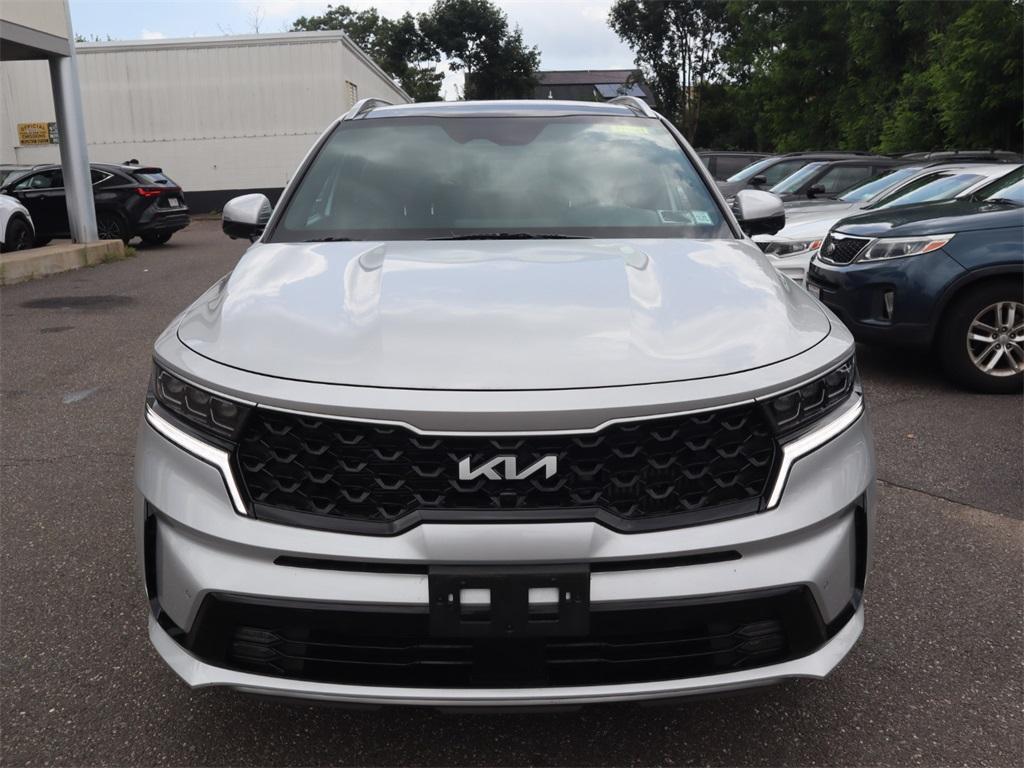 used 2022 Kia Sorento Plug-In Hybrid car, priced at $31,938