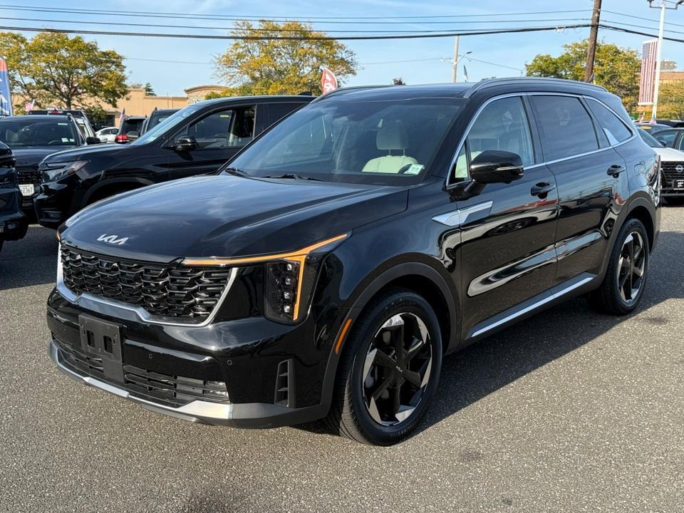 used 2025 Kia Sorento Hybrid car, priced at $37,054