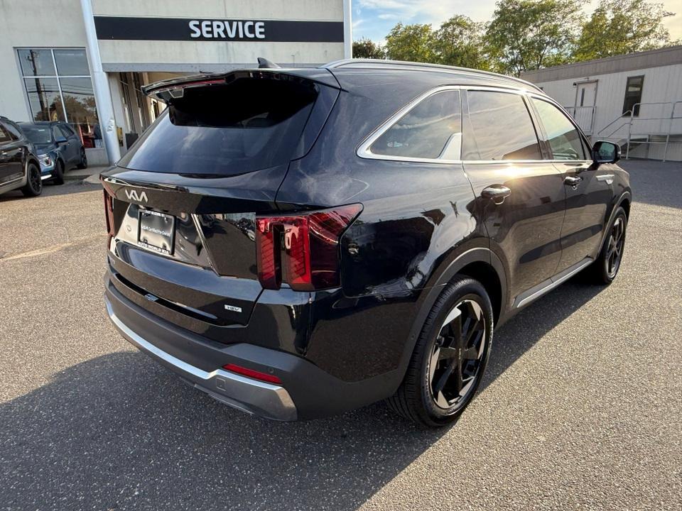 used 2025 Kia Sorento Hybrid car, priced at $37,054